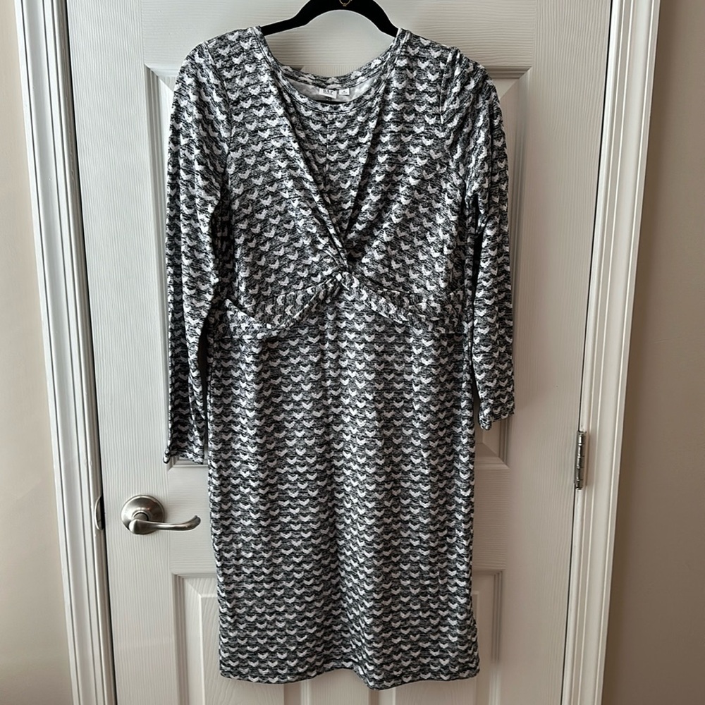 GAP Maternity long sleeve dress